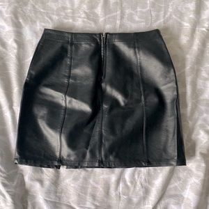 Leather mini skirt with slit